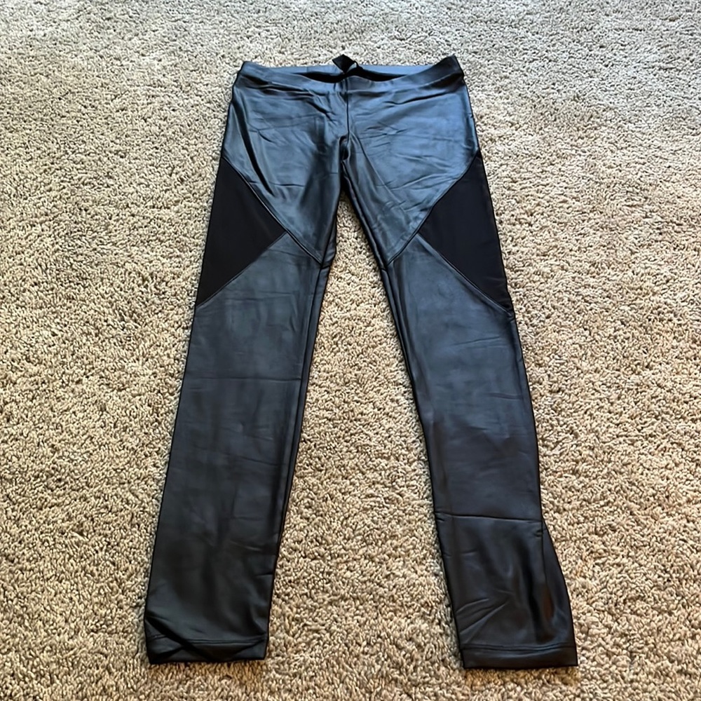 Forever 21 Leggings, size S